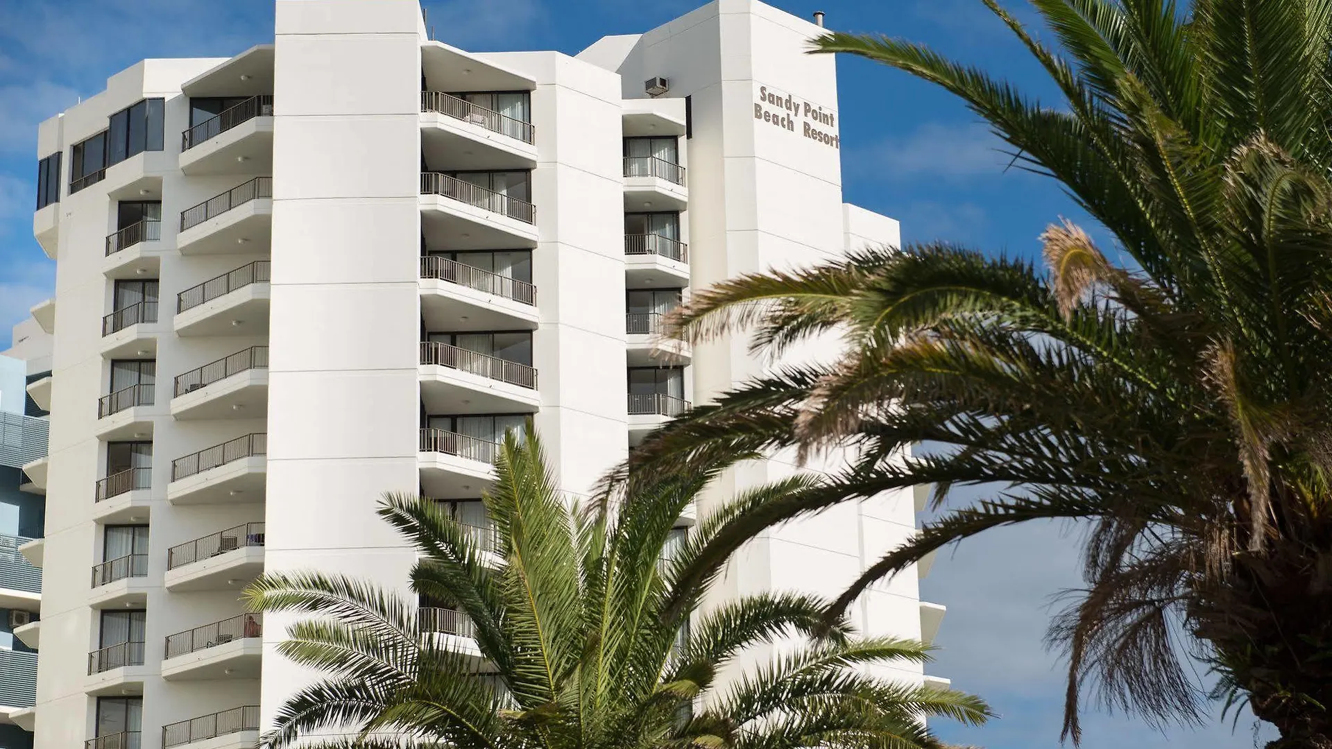 اتصالات Sandy Point Beach Resort 